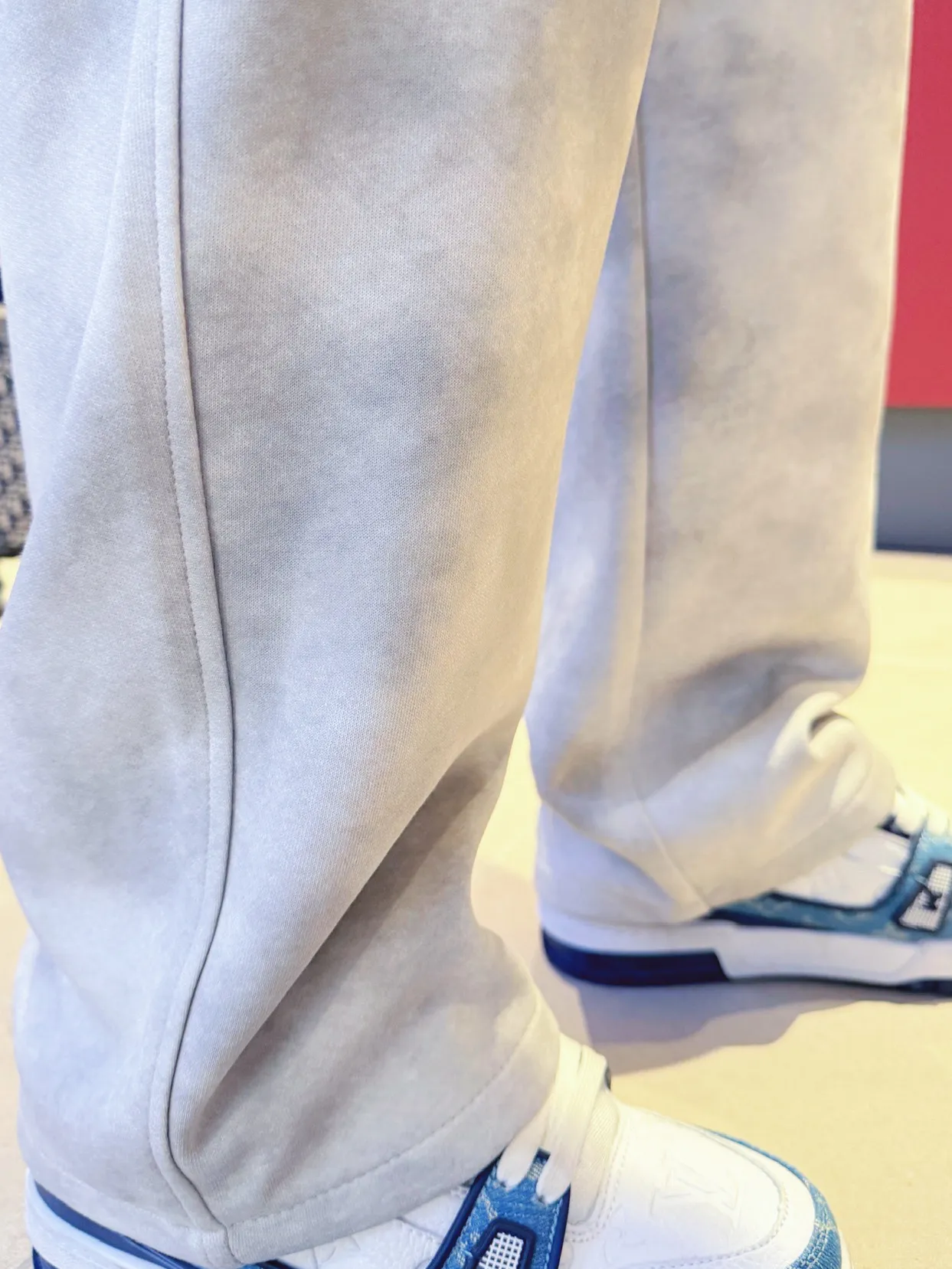 Balenciaga 🆕2026 Autumn and Winter New Arrival Casual Pants! The official website will be released simultaneously. Brand Classic LOGO casual pants, customized fabrics, excellent comfort and strong touch. Highly recognisable, perfect appearance and craftsmanship. Size:M-3XL